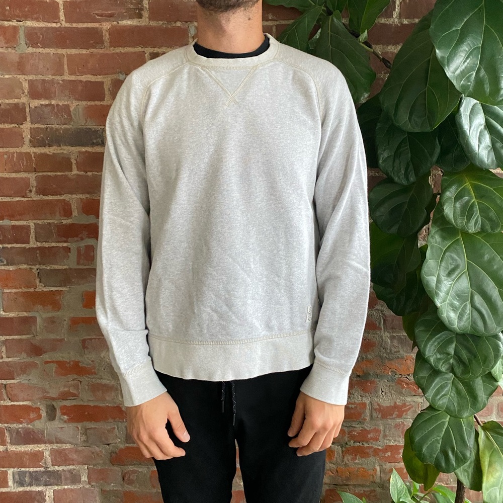 American Eagle Sweatshirt